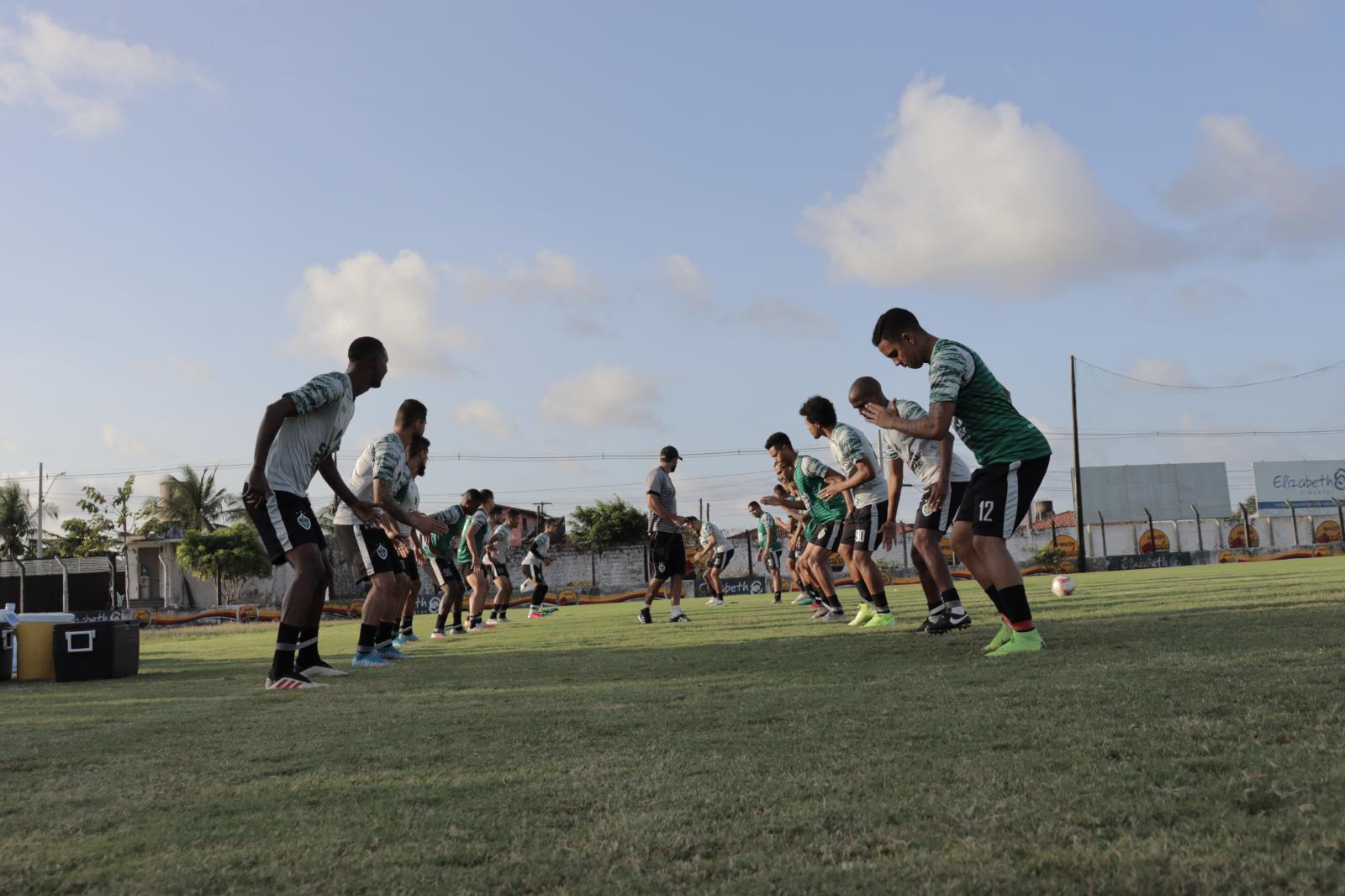 Técnico Luizinho Lopes estreia no comando do Gavião do Norte diante do Botafogo da Paraíba