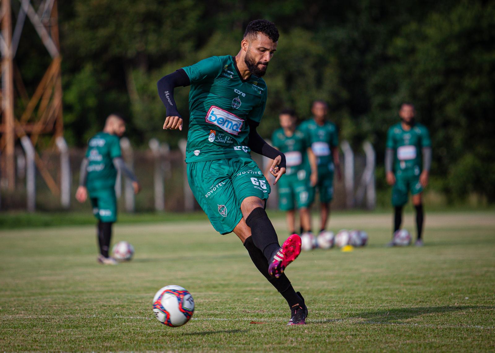 Em mais um dia de preparação, Manaus FC mantém o foco no duelo decisivo contra o Paysandu