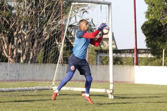 Primeira contratação para 2022, Reynaldo é o novo reforço do Manaus FC